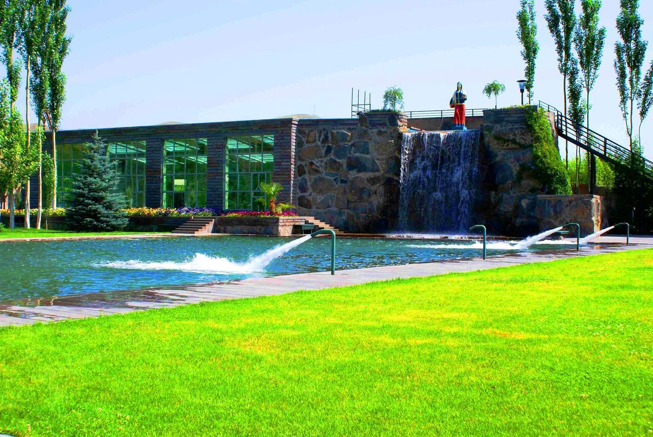 Resort Mja Ashotavan Екстер'єр фото